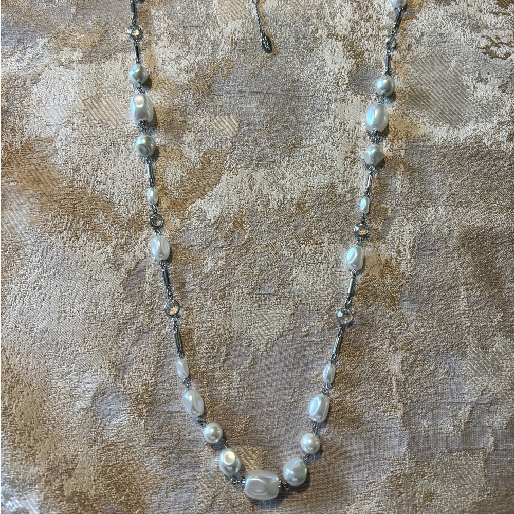 Ann Taylor Factory Pearl, Glass Bead and Silver Necklace